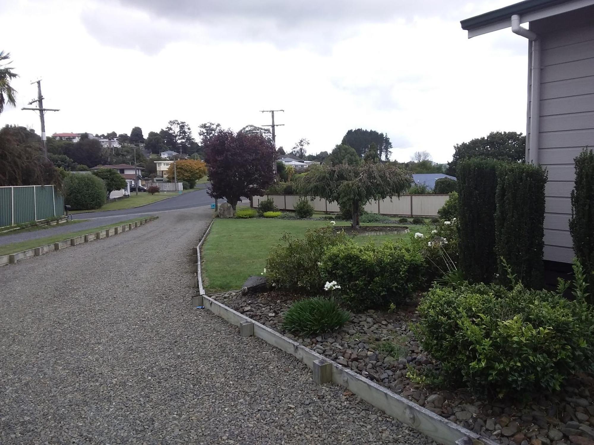 Chris And Dave'S B & B Otorohanga Exterior photo